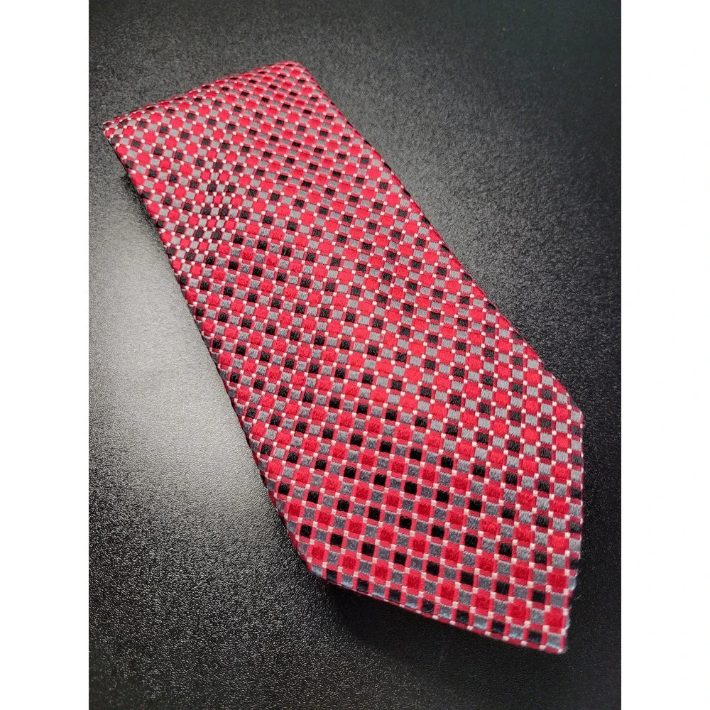 Donald J. Trump Men's Necktie Red Geometric Silk 3.75
